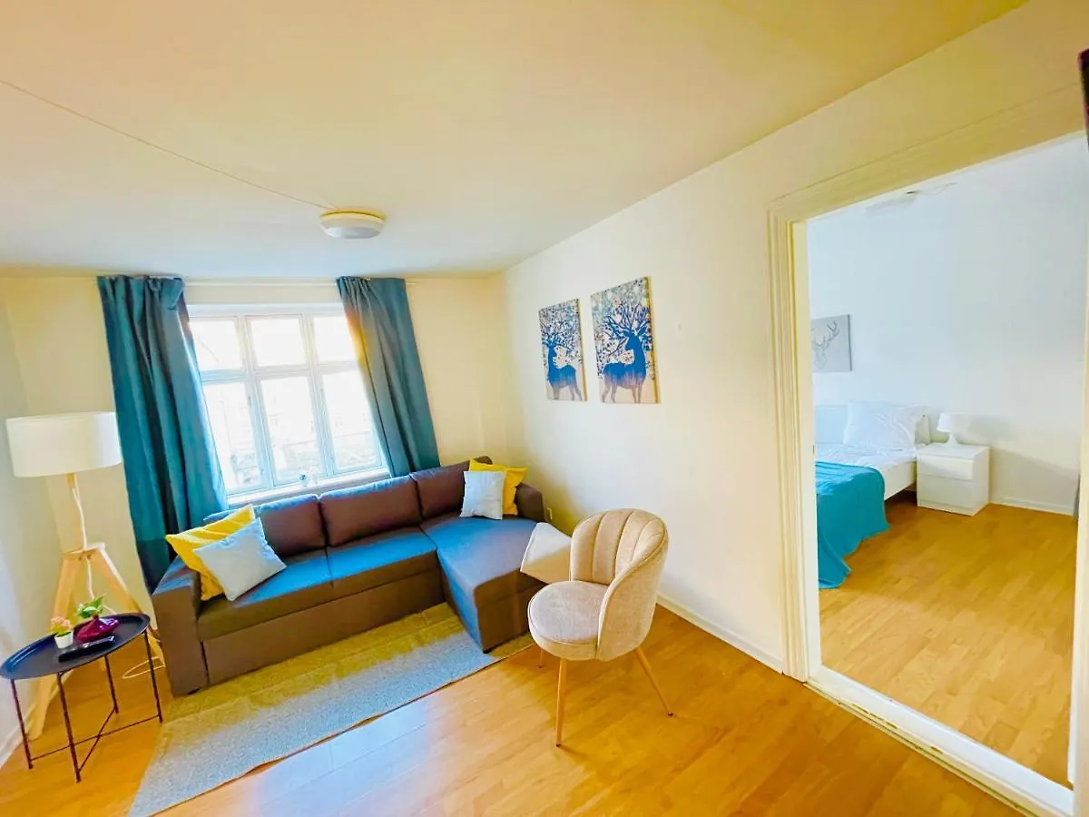 Aday - Reberbansgade Central Apartment Aalborg